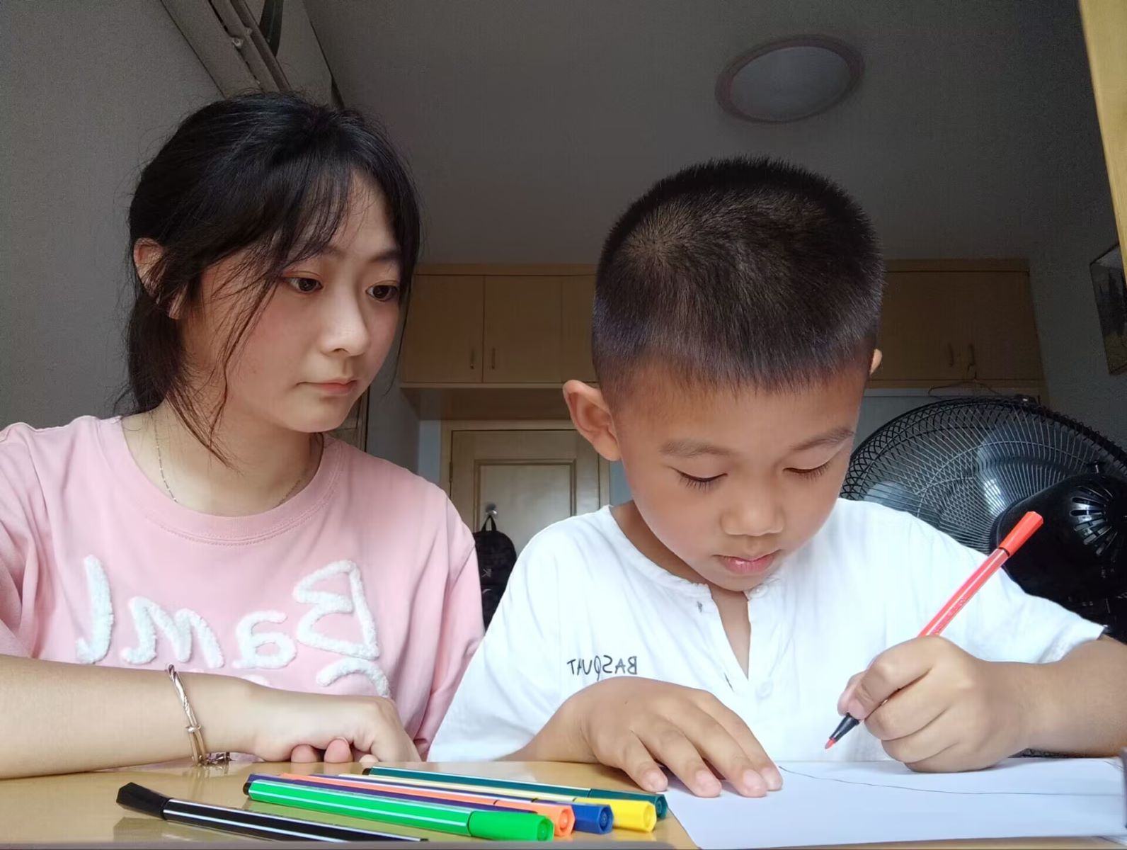 ���頿��������ůͯ�ġ��������؃�ͯ�x��֧��