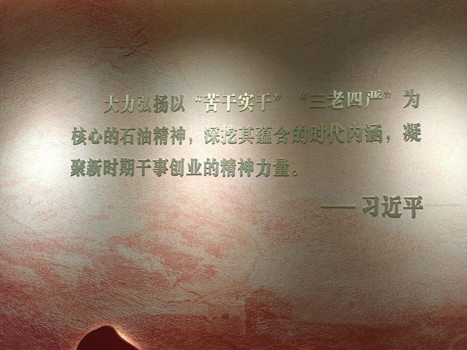 ɽ��W�������l����������Ѝ��V�q�������񳯼tɫн������