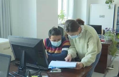 ���տ˿hһ��һ����W����� �����l�����d