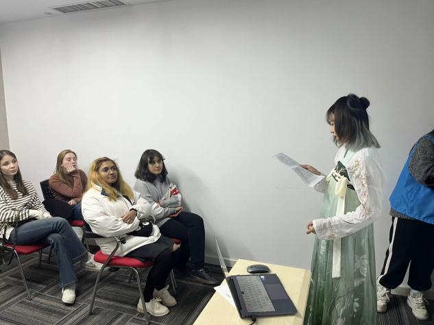�A��չ�L�ɣ���퍂��Ļ�