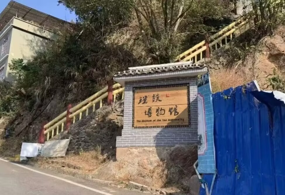�V������W�Ӹ����㬎�岩���^�M�Ѕ��^�{�У��I�Է��z���C�L�ɣ������l�����d