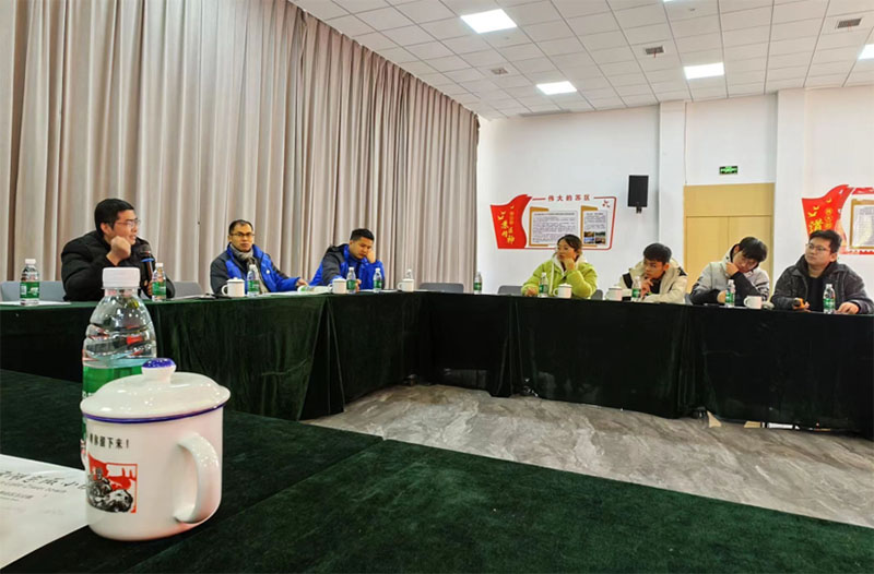 �M�����ƺ���ޱС患��ЌW���صĄ���֮���c���`�Ľ��R