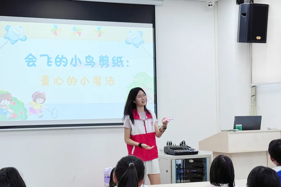 ���д����{��֮�g����^��Ⱦ����w�F���z֮��
