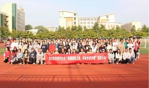 �����ƌW�WԺ�����ۈF������������ഺ���롱�\�ӕ��ɹ��e�k